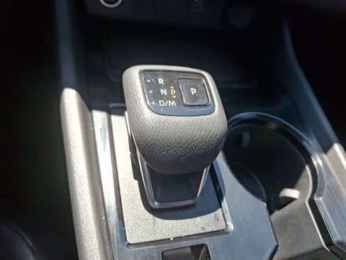 Used 2023 Nissan Rogue SV w/ SV Premium B Package AWD/4WD image 16