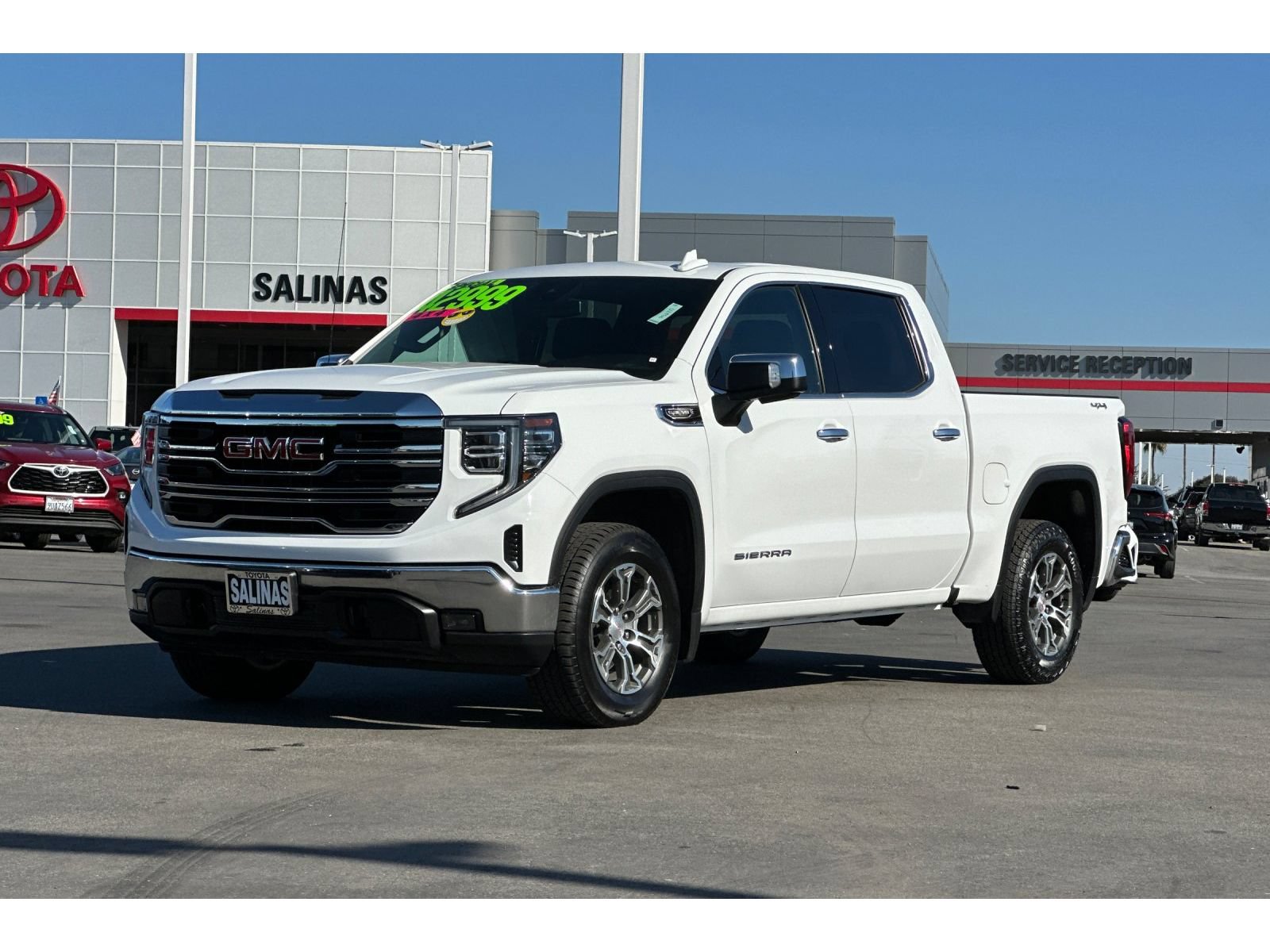 Used 2025 GMC Sierra 1500 SLT AWD/4WD image 8