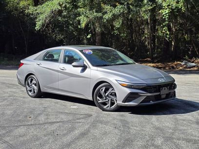 Used 2025 Hyundai Elantra SEL
