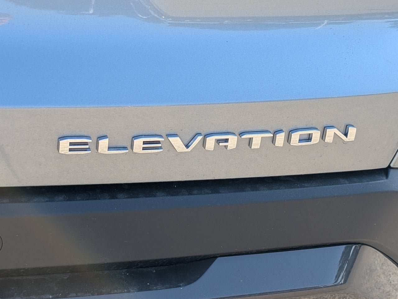 New 2027 GMC Terrain Elevation w/ Elevation Premium Package FWD image 6