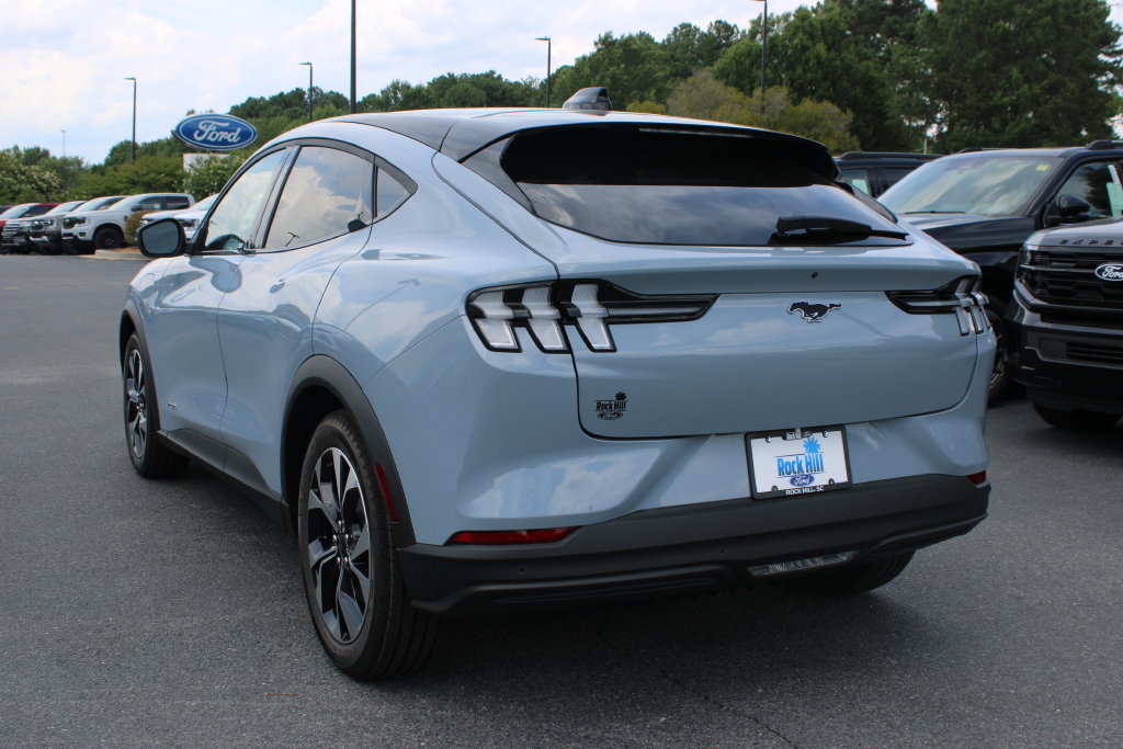 New 2026 Ford Mustang Mach-E Select RWD image 16