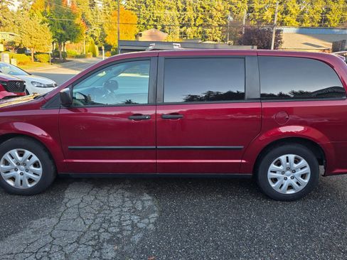 Used 2014 Dodge Grand Caravan American Value Package w/ UConnect Hands-Free Group image 8