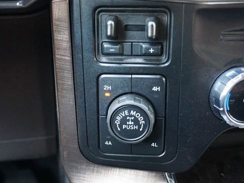 Used 2024 Ford F150 King Ranch AWD/4WD image 7