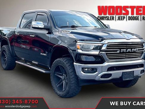 Used 2019 RAM 1500 Laramie AWD/4WD image 1