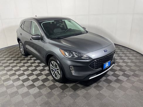 Used 2022 Ford Escape SEL w/ Technology Package AWD/4WD image 1