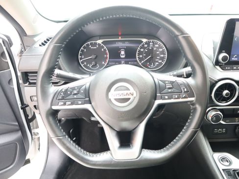 Used 2023 Nissan Sentra SV FWD image 32