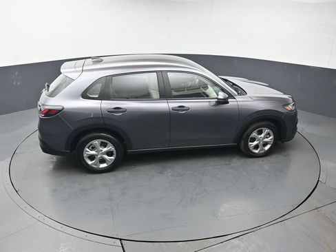 Certified 2024 Honda HR-V LX image 39