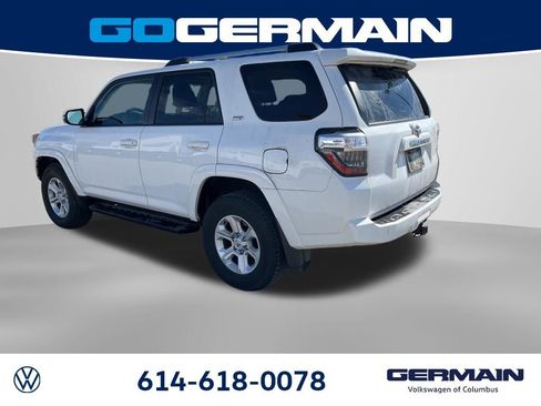 Used 2022 Toyota 4Runner SR5 Premium w/ Moonroof Package image 5