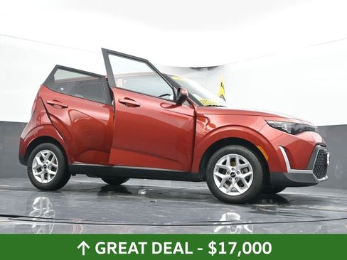 Used 2025 Kia Soul LX w/ LX Technology Package FWD image 72