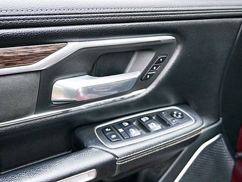 Used 2019 RAM 1500 Laramie image 24