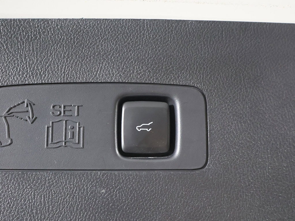 Used 2024 Lincoln Corsair Reserve w/ Equipment Group 201A AWD/4WD image 53