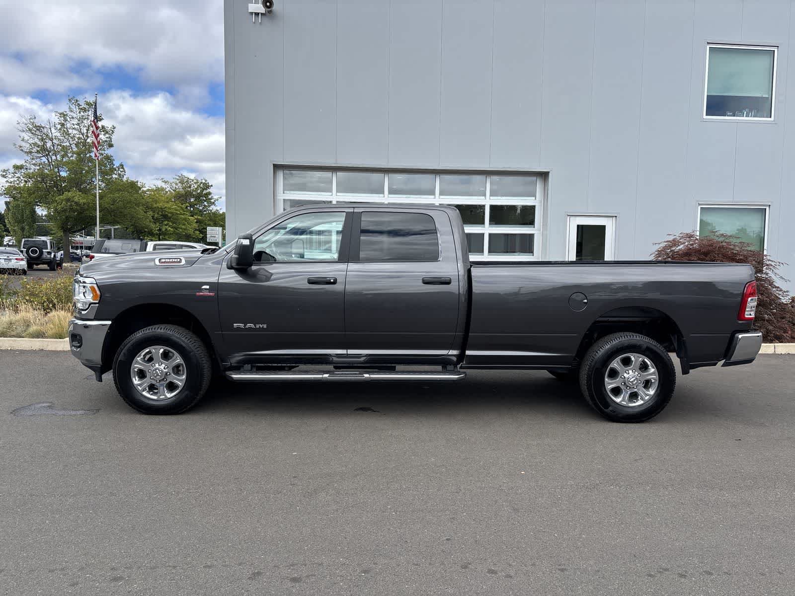 Certified 2024 RAM 3500 Big Horn AWD/4WD image 2