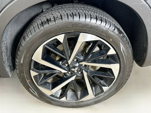 Used 2024 Mitsubishi Outlander SE FWD image 11