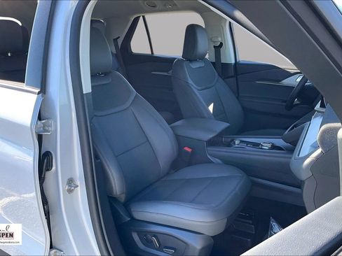 New 2026 Ford Explorer Active w/ Active Comfort Package RWD image 8