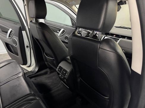 Used 2021 Land Rover Discovery Sport S image 51