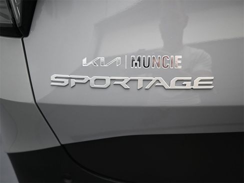 New 2026 Kia Sportage S image 10