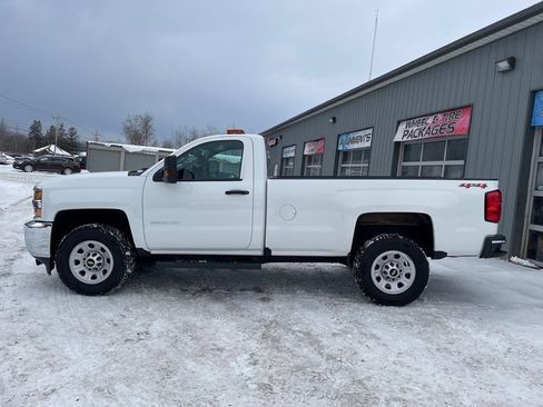 Used 2018 Chevrolet Silverado 3500 W/T w/ WT Fleet Convenience Package image 4