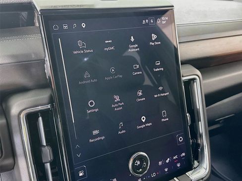New 2026 GMC Yukon Denali w/ Advanced Technology Package AWD/4WD image 9