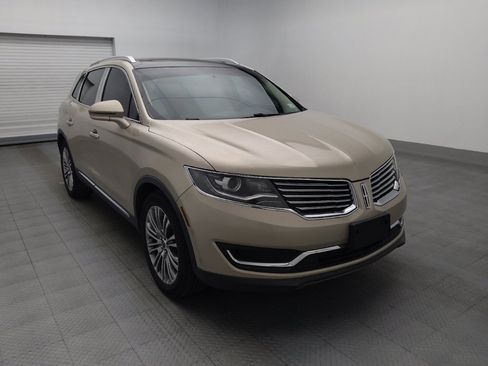 Used 2017 Lincoln MKX Reserve w/ Cargo Utility Package FWD image 13
