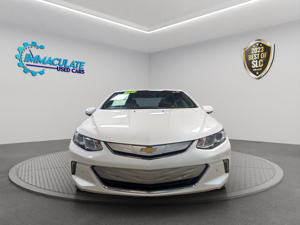 Used 2017 Chevrolet Volt Premier w/ Driver Confidence II Package FWD image 7
