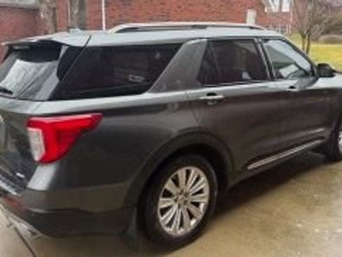 Used 2020 Ford Explorer Limited w/ Class III Trailer Tow Package image 10