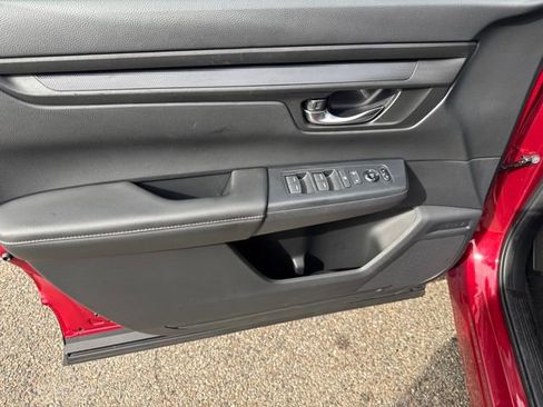 Certified 2025 Honda CR-V LX image 6