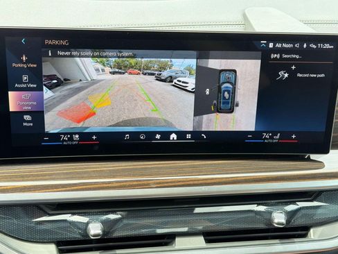 Used 2026 BMW X7 xDrive40i AWD/4WD image 25