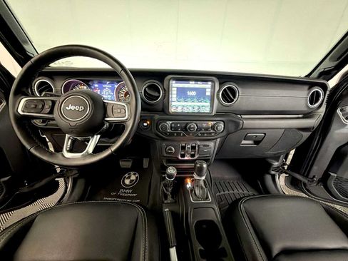 Used 2021 Jeep Gladiator Overland w/ Popular Equipment Package AWD/4WD image 14