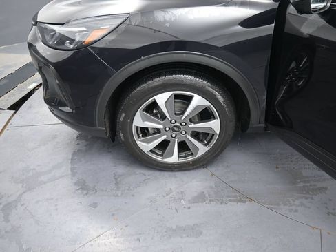 Used 2024 Ford Escape Platinum AWD/4WD image 15