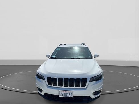 Used 2020 Jeep Cherokee Latitude Plus FWD image 3