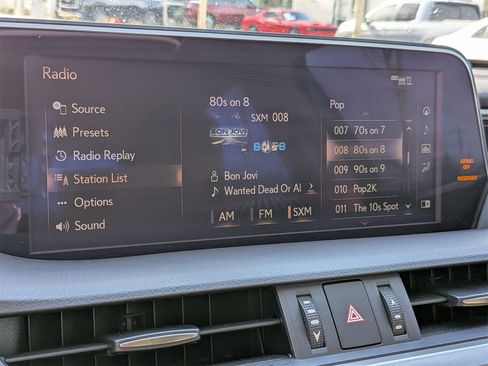 Used 2019 Lexus ES 300h w/ Premium Package image 22