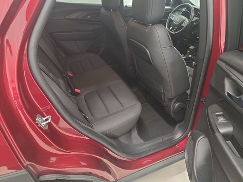 Used 2023 Chevrolet TrailBlazer RS AWD/4WD image 8