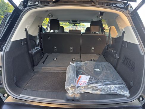 New 2026 Nissan Pathfinder SV AWD/4WD image 36