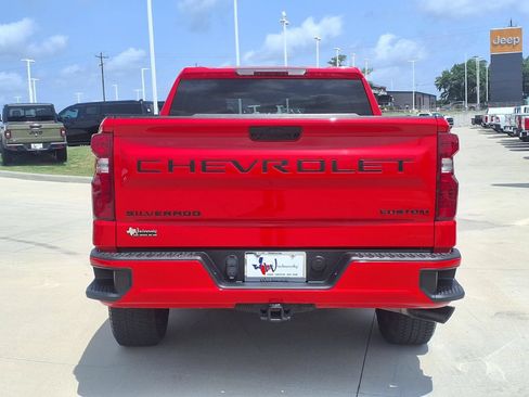 Used 2025 Chevrolet Silverado 1500 Custom w/ Turbomax Blackout Package RWD image 7