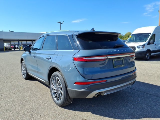 Used 2023 Lincoln Corsair Reserve w/ Equipment Group 201A AWD/4WD image 5