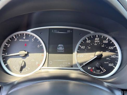Used 2017 Nissan Sentra SV FWD image 29