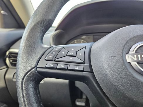 Used 2025 Nissan Altima 2.5 S image 12