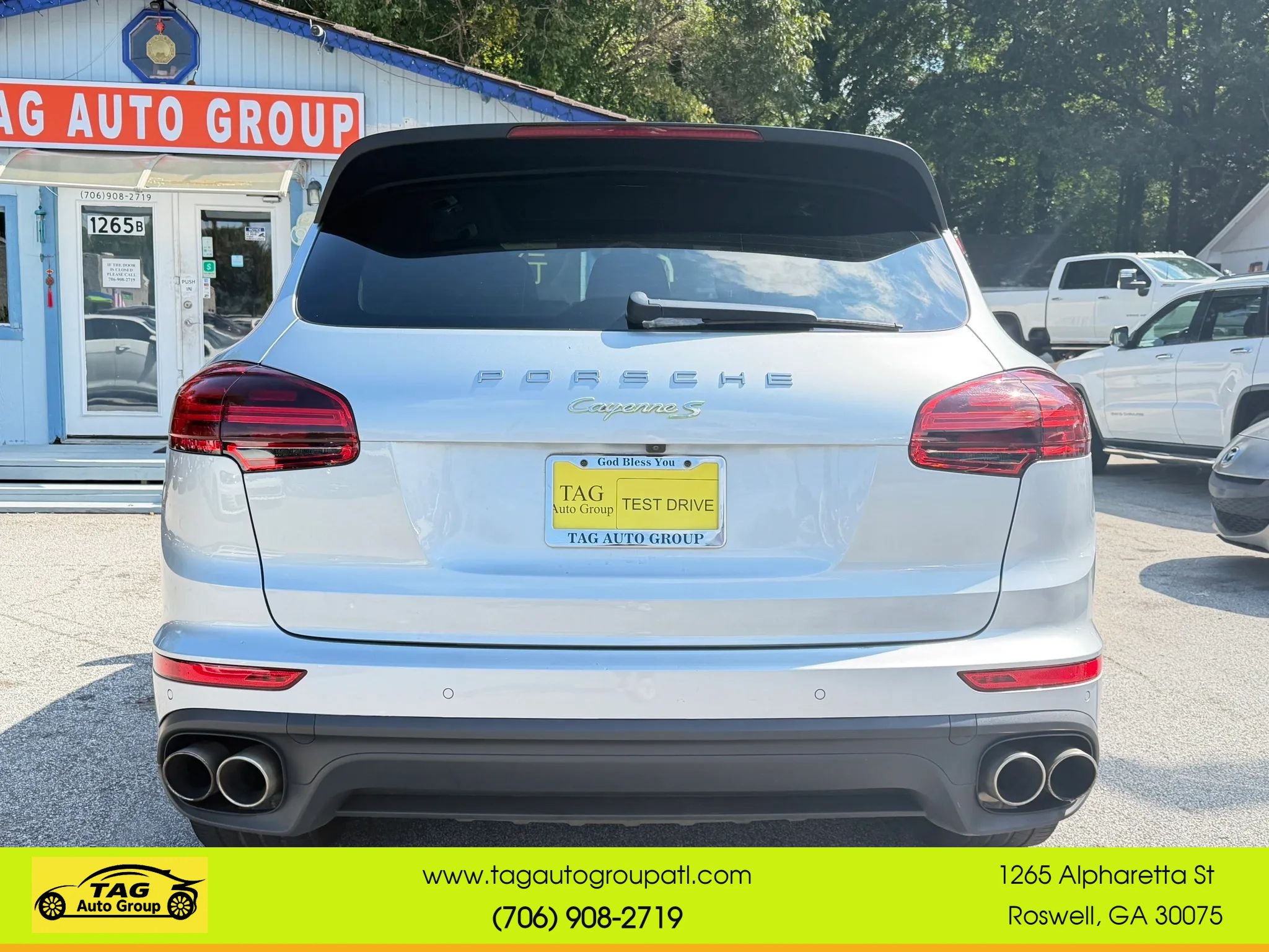 Used 2017 Porsche Cayenne S Platinum AWD/4WD image 6
