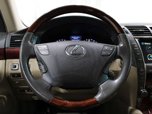 Used 2008 Lexus LS 460 RWD image 11