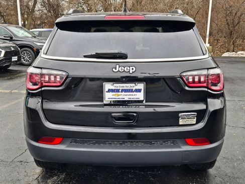 Used 2019 Jeep Compass Latitude w/ Popular Equipment Group image 12