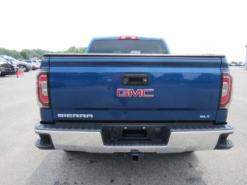 Used 2017 GMC Sierra 1500 SLT w/ Suspension Package, Off-Road AWD/4WD image 6