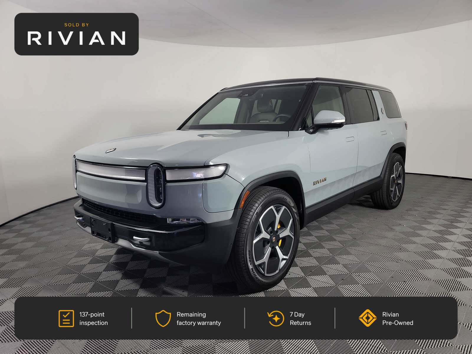 Used 2023 Rivian R1S Adventure Quad AWD/4WD image 1