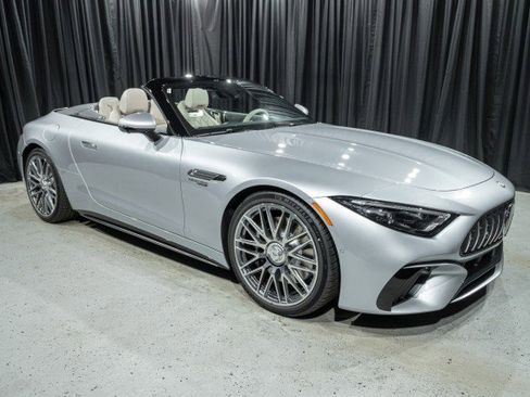 New 2026 Mercedes-Benz SL 63 AMG 4MATIC image 4