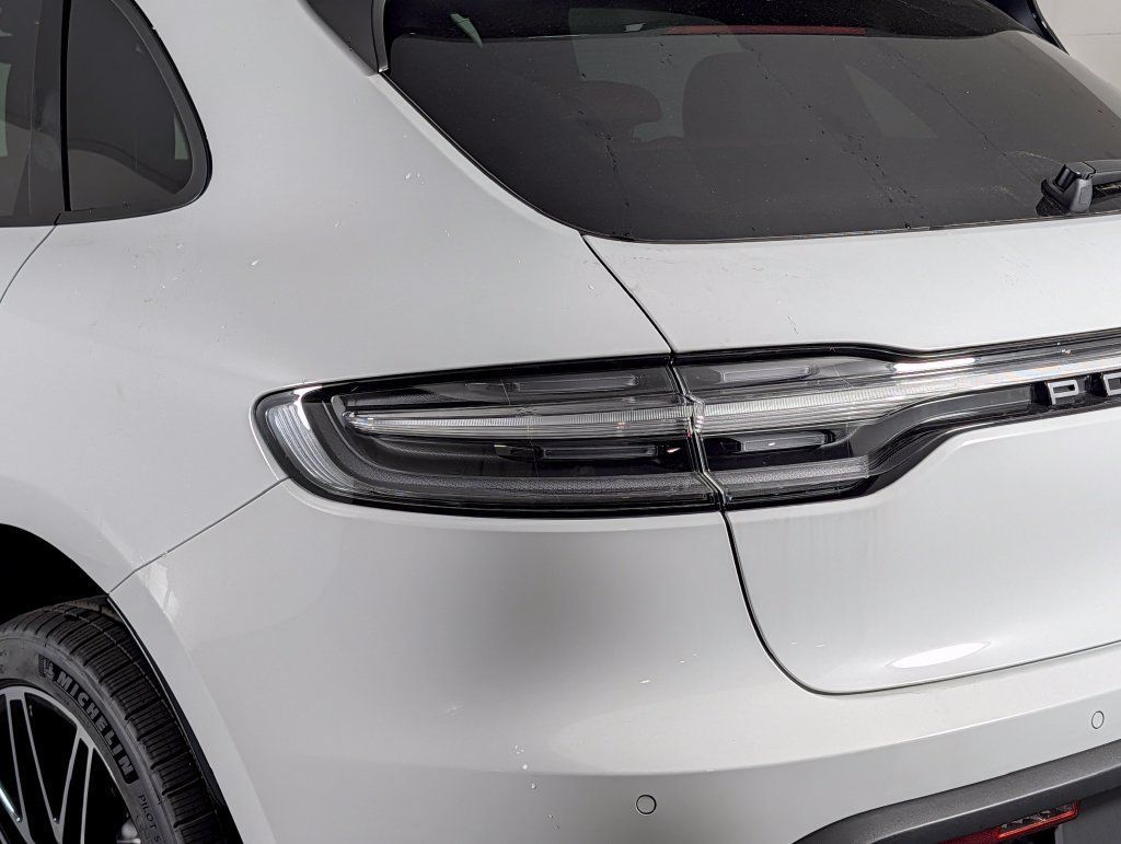 New 2026 Porsche Macan AWD/4WD image 16