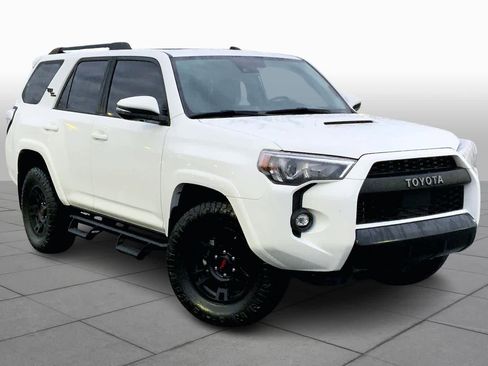 Used 2022 Toyota 4Runner TRD Off-Road Premium image 3