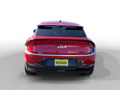 Used 2024 Kia EV6 Wind RWD image 4