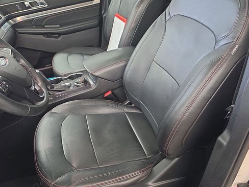 Used 2019 Ford Explorer Sport w/ Equipment Group 401A AWD/4WD image 6