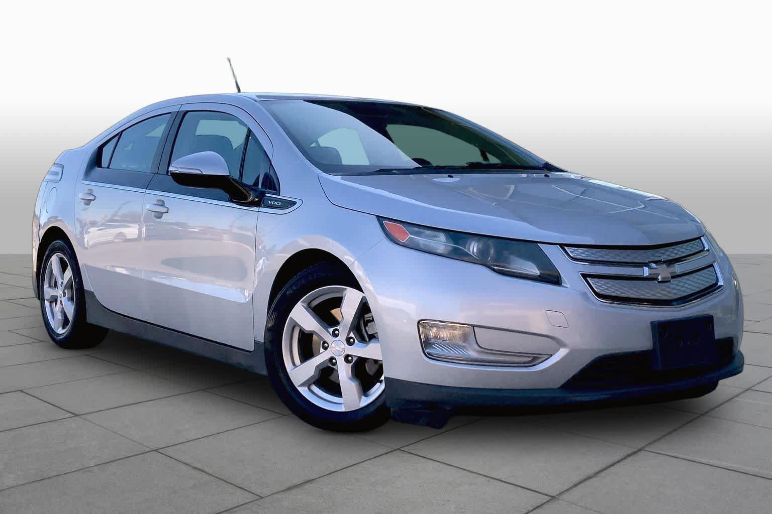 Used 2014 Chevrolet Volt FWD image 3
