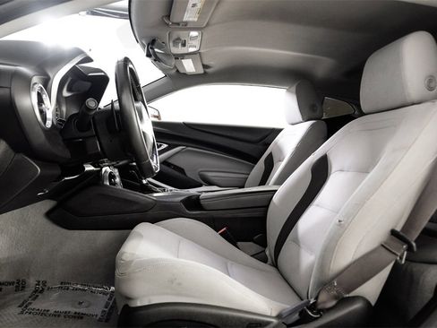Used 2017 Chevrolet Camaro LT image 3