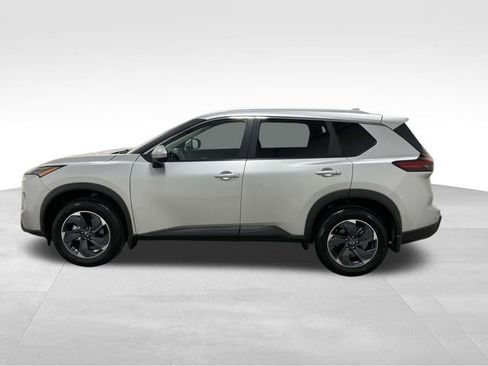 New 2025 Nissan Rogue SV w/ SV Premium Package FWD image 7